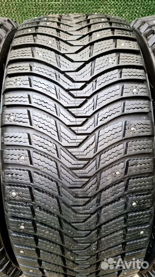 Michelin X-Ice North 3 255/45 R19 104H