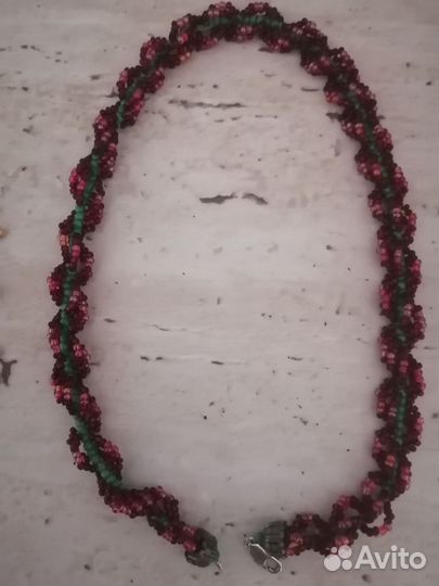 Украшения из бисера