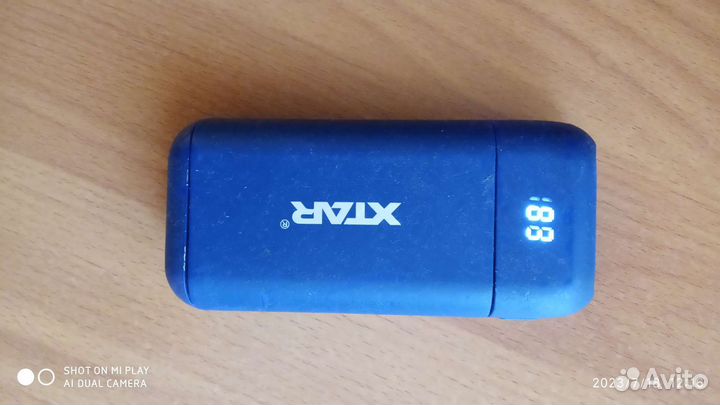 Зарядка, акулмяторы 3,7v+ телефон