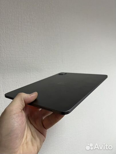 iPad Pro 11 2020 256gb wifi с FaceID (1k+ отзывов)