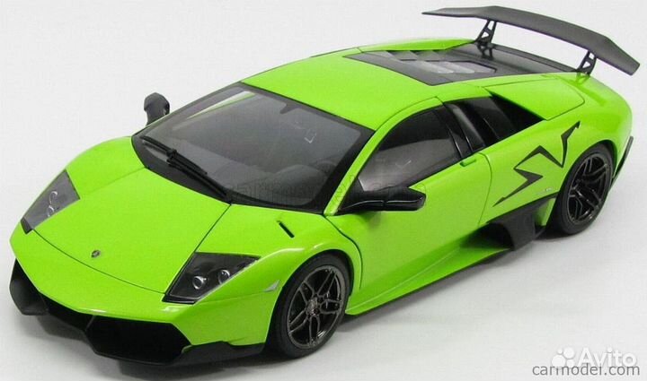1/18 AutoArt Lamborghini Murcielago SV LP670-4