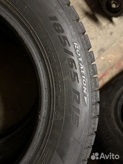 Pirelli Ice Zero FR 185/65 R15 92T