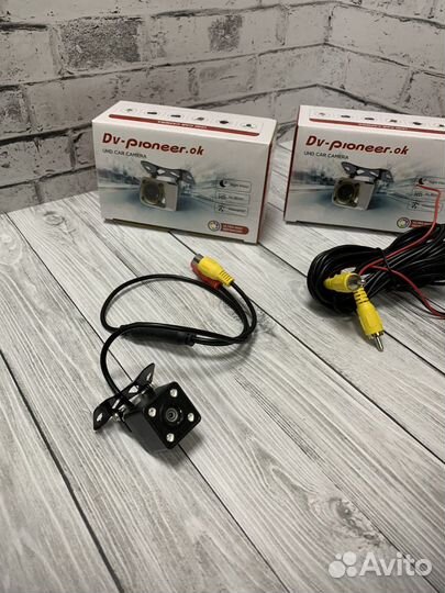 Камера заднего вида для автомобиля новая