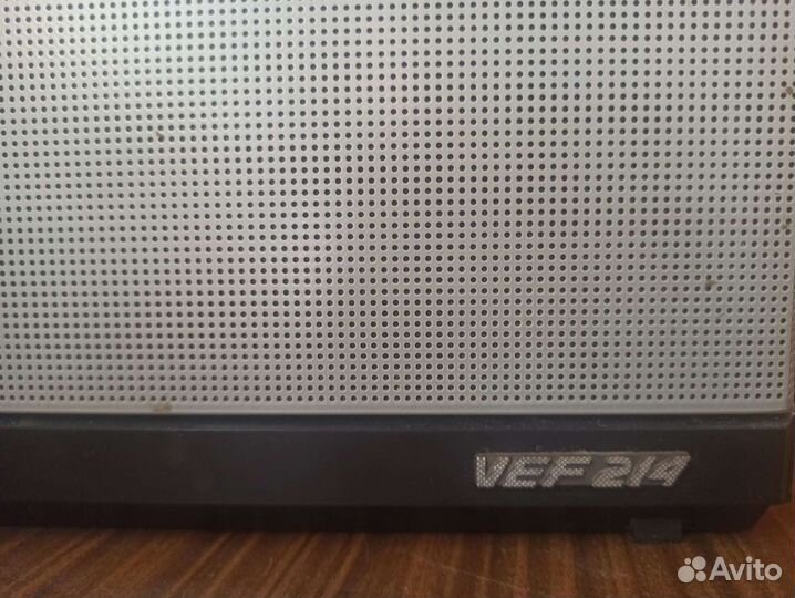 Радиоприемник СССР VEF 214