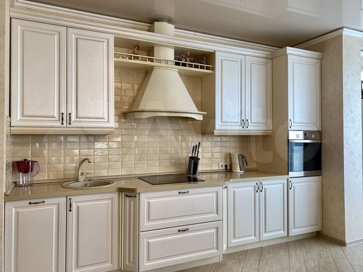 3-к. квартира, 80 м², 13/15 эт.
