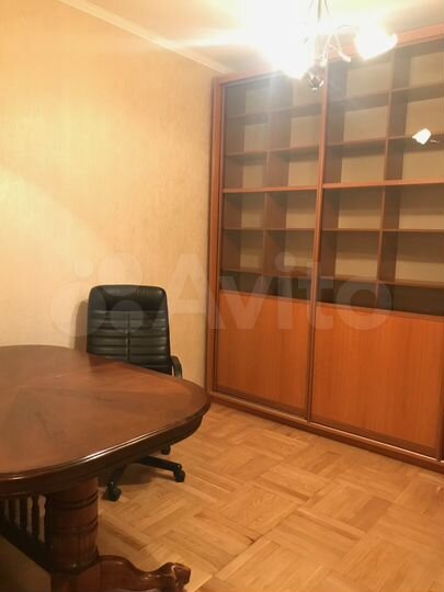 3-к. квартира, 76 м², 5/10 эт.