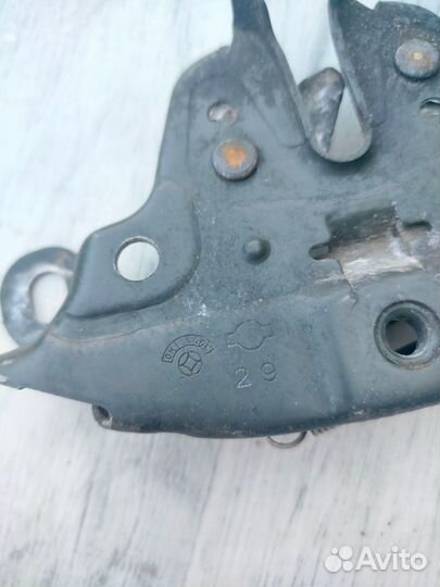 Замок капота Nissan Almera, G15 (2012—2018) 2014