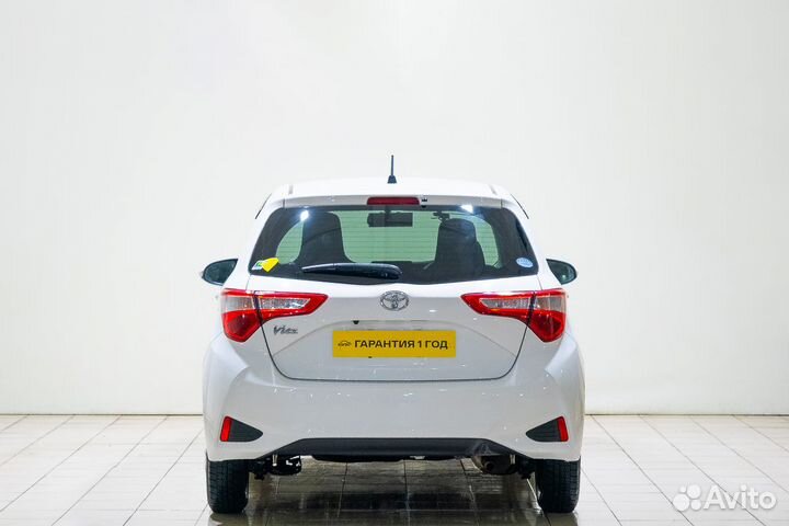 Toyota Vitz 1.0 CVT, 2018, 56 000 км