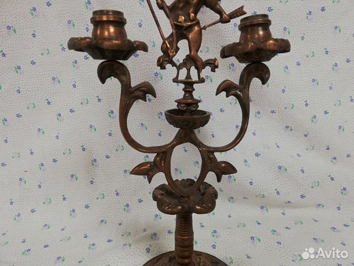 Красивый подсвечник Амур Купидон