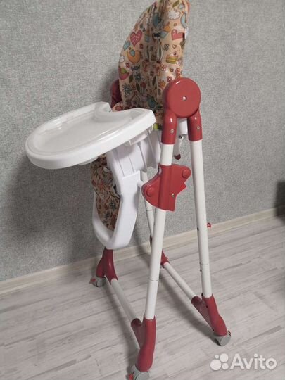 Стульчик для кормления babyton