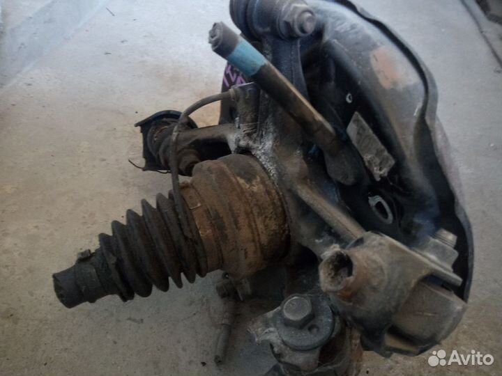 Ступица задняя левая Тойота Марк 2 110