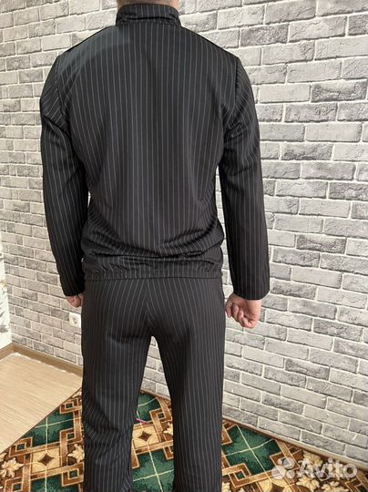 Спортивный костюм мужской