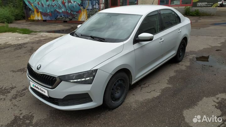 Skoda Rapid 1.6 AT, 2021, 204 000 км