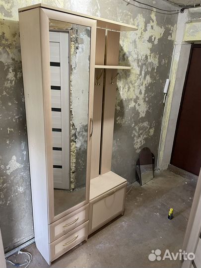 Продам б/у прихожую
