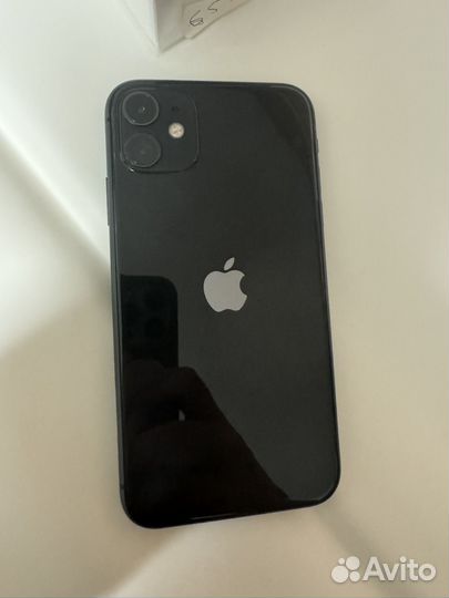 iPhone 11, 64 ГБ