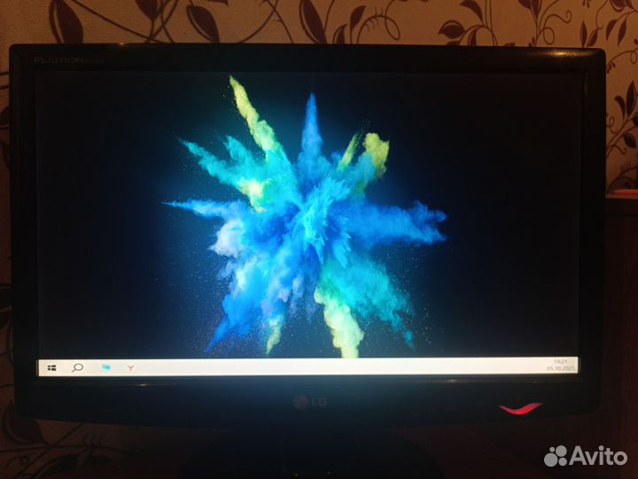 Монитор LG для компьютера