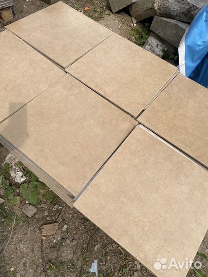 Плитка напольная бу