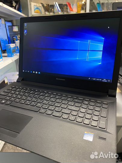 Ноутбук Lenovo