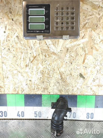 Патрубок воздушного фильтра Mazda Carol 2004-2009