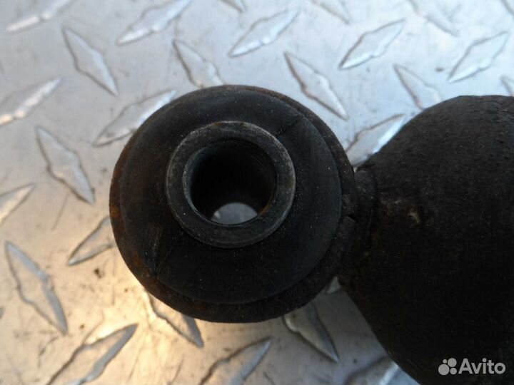 Амортизатор задний L Chevrolet Trailblazer GMT360