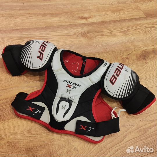 Нагрудник хоккейный bauer