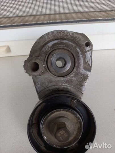 Ролик приводной шевроле круз 1.8