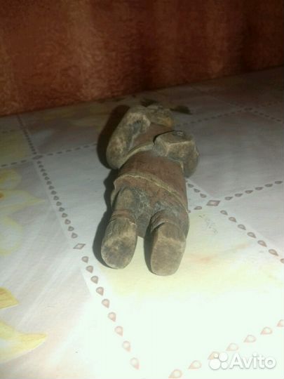 Фигурка дерево