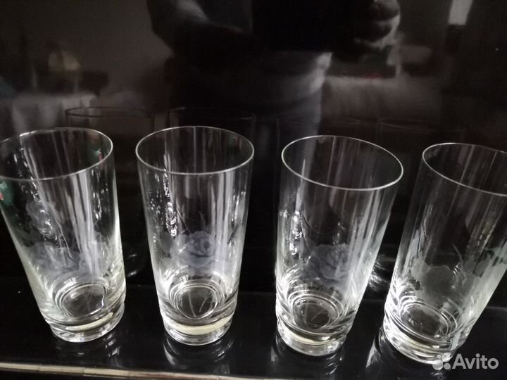 Стаканы тонкие высокие
