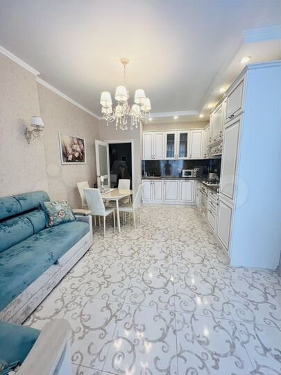 2-к. квартира, 78 м², 2/5 эт.