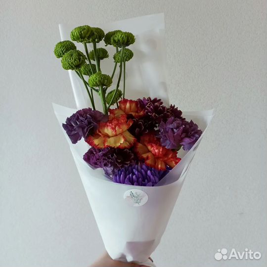 Помощник флориста