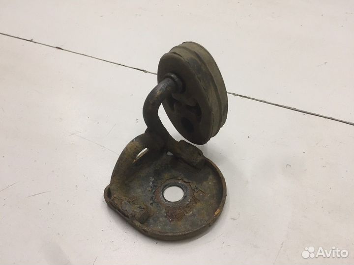 Кронштейн выхлопной системы левый (Jaguar XJ)