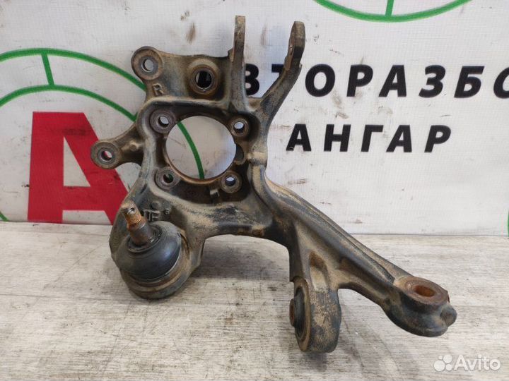 Цапфа задняя правая Toyota Avensis T25 2AZ-FSE