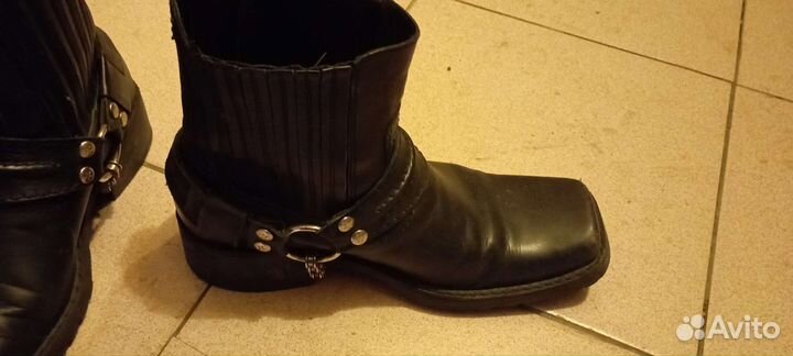 Казаки мужские