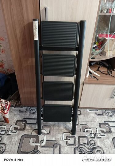 Стремянка. Металлическая. Новая