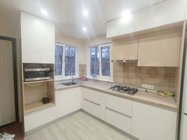 Дом 71 м² на участке 4 сот.