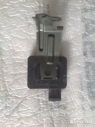 Сигнал звуковой штатный Nissan Infiniti