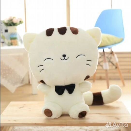 Плюшевая игрушка котик