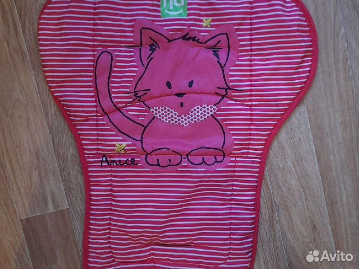 Матрасик, чехол на коляску, стульчик, подушки