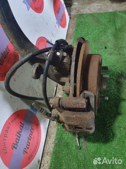 Ступица задняя левая Mazda Millenia TA5P KL-ZE