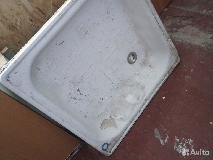 Душевой поддон 70х70 бу