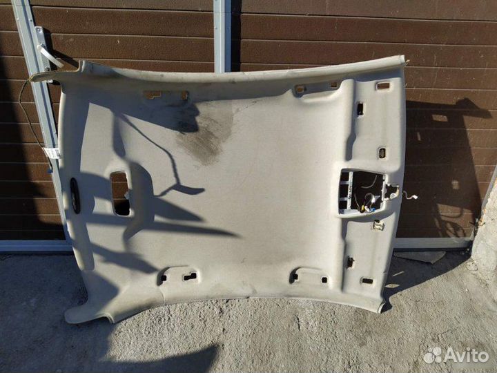 Обшивка потолка Mercedes-Benz W204