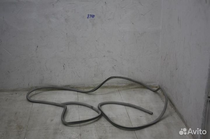 Уплотнитель панорамной крыши Nissan Qashqai+2 J10