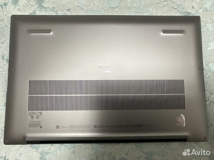 Ноутбук dell precision 5760