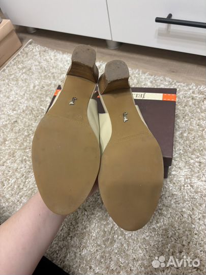 Босоножки женские 39 размер