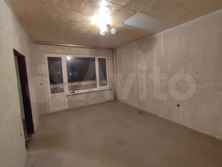 3-к. квартира, 73,3 м², 2/5 эт.