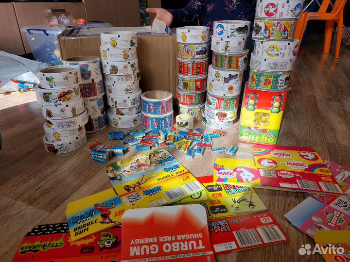 Вкладыши, наклейки, фантики от жвачек