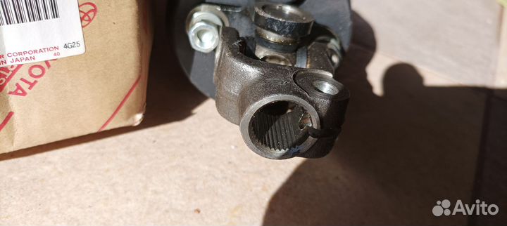 Рулевой вал верхний Land Cruiser 100 45220-60110