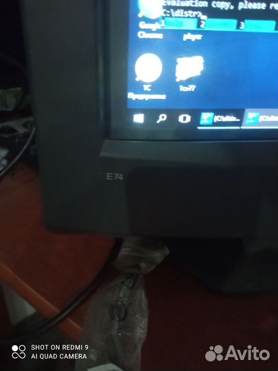 ЭЛТ монитор IBM, ЖК мониторы 15