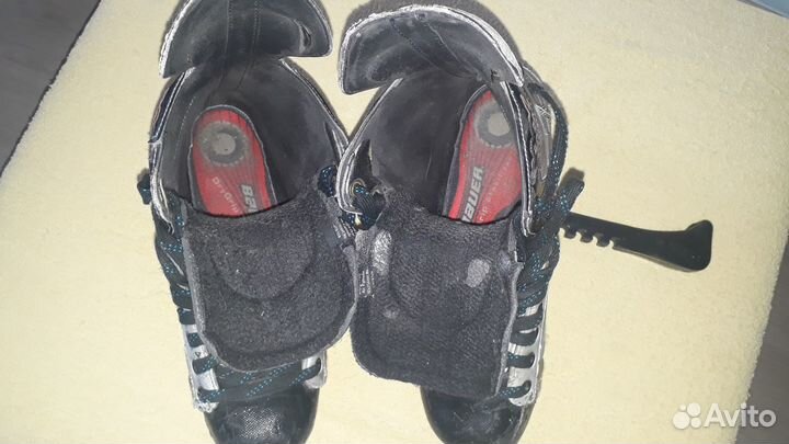 Хоккейные коньки Bauer (размер 43-44)