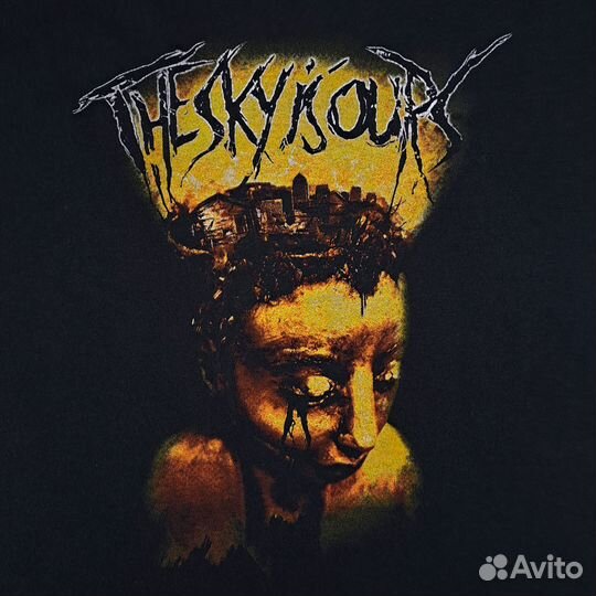 Футболка The Sky is Ours